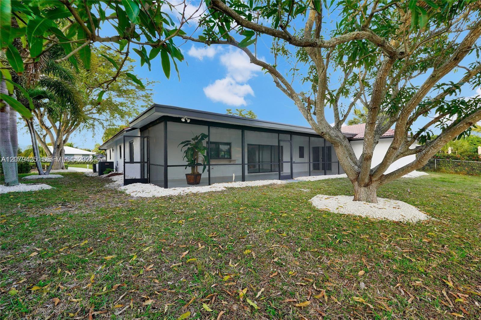 3352 Lakeview Boulevard Property Photo 30