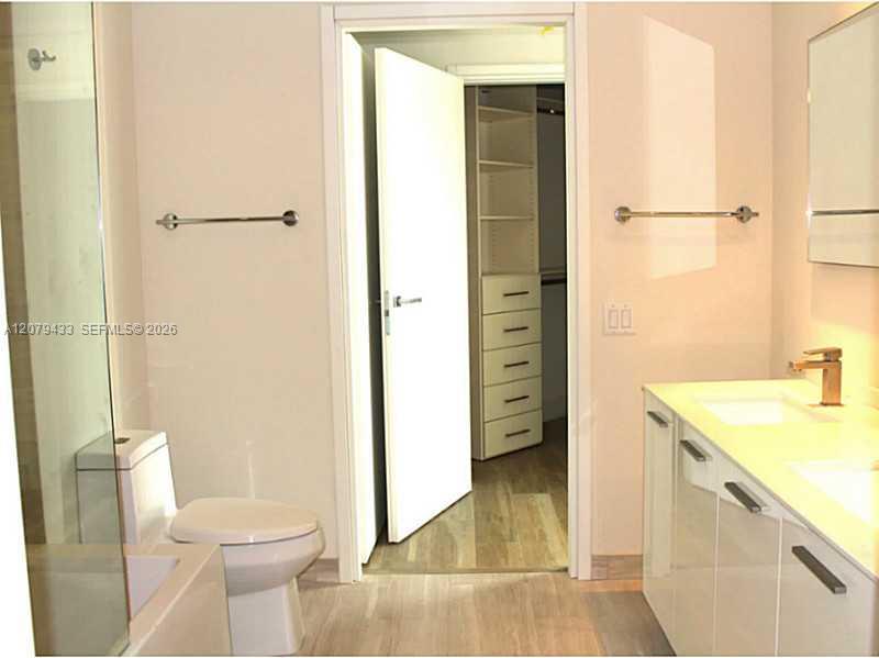 1300 Brickell Bay Drive 1008 Property Photo 9