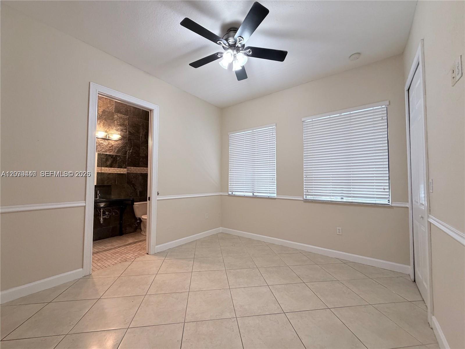 19385 Sw 79th Court Property Photo 44