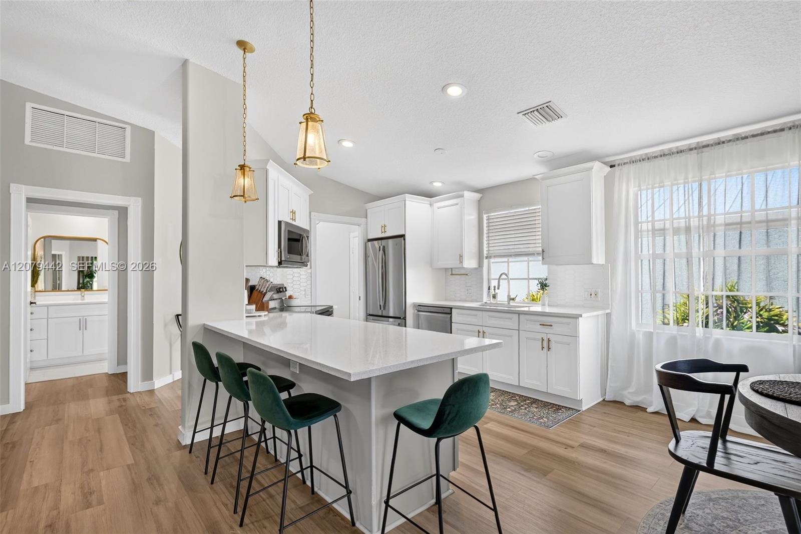 1608 Sw Waterfall Boulevard Property Photo 10