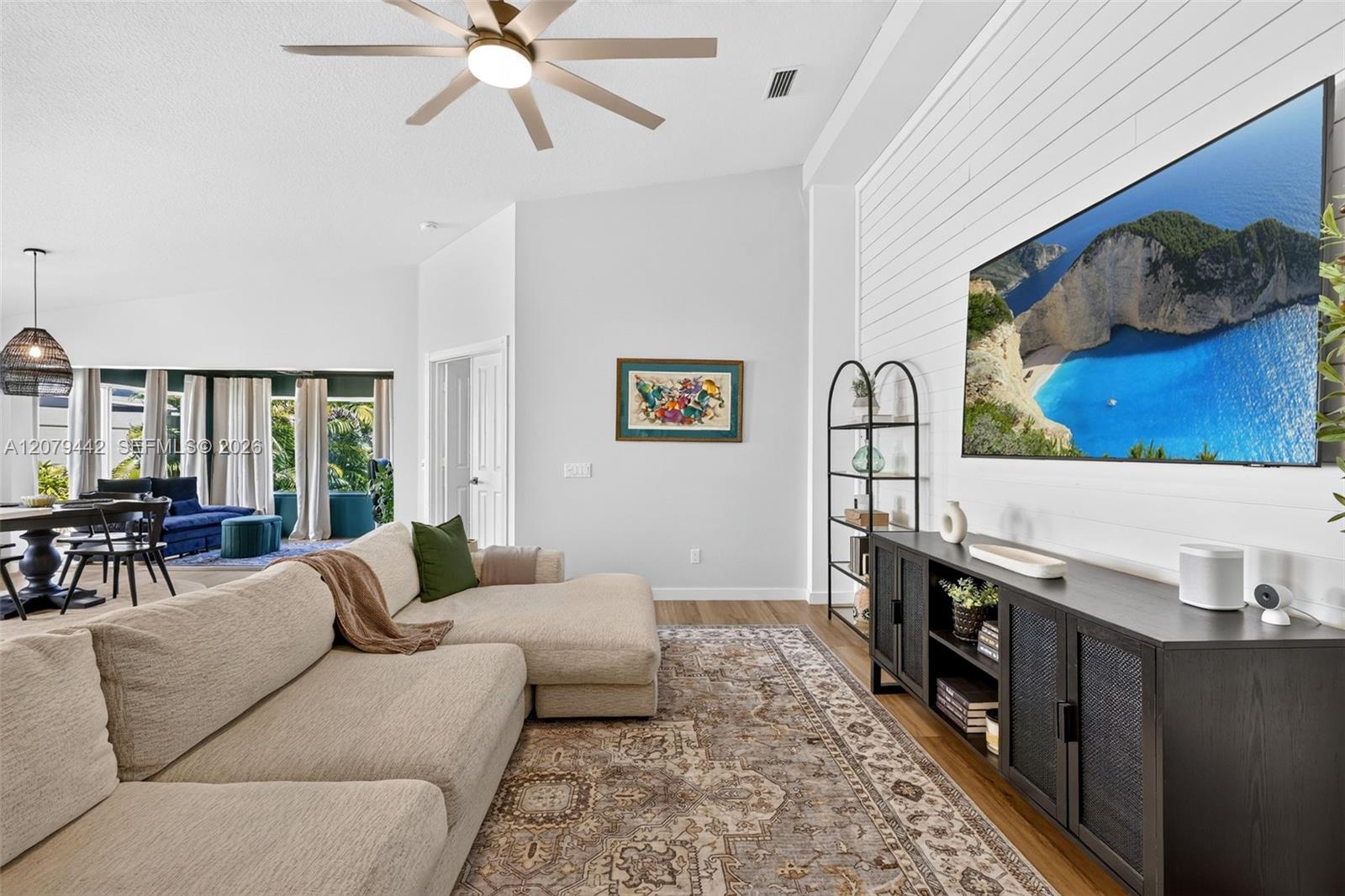 1608 Sw Waterfall Boulevard Property Photo 15