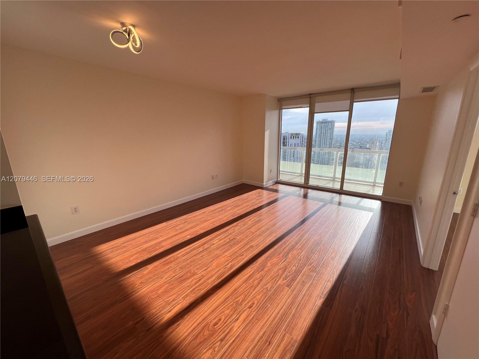 50 Biscayne Boulevard 4507 Property Photo 9