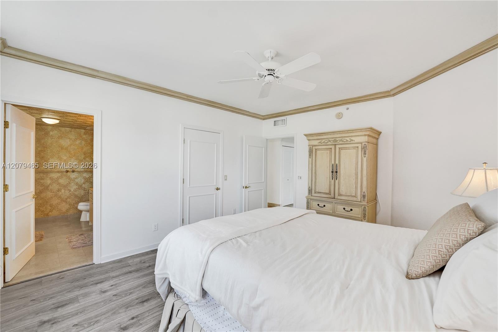 2100 N Ocean Boulevard 18b Property Photo 19