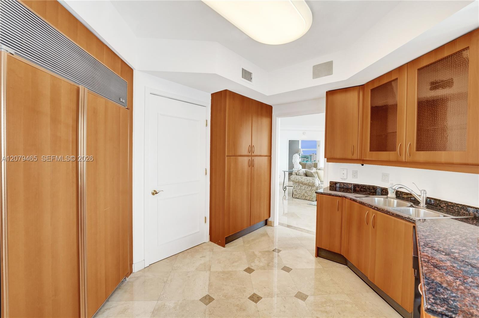 2100 N Ocean Boulevard 18b Property Photo 45