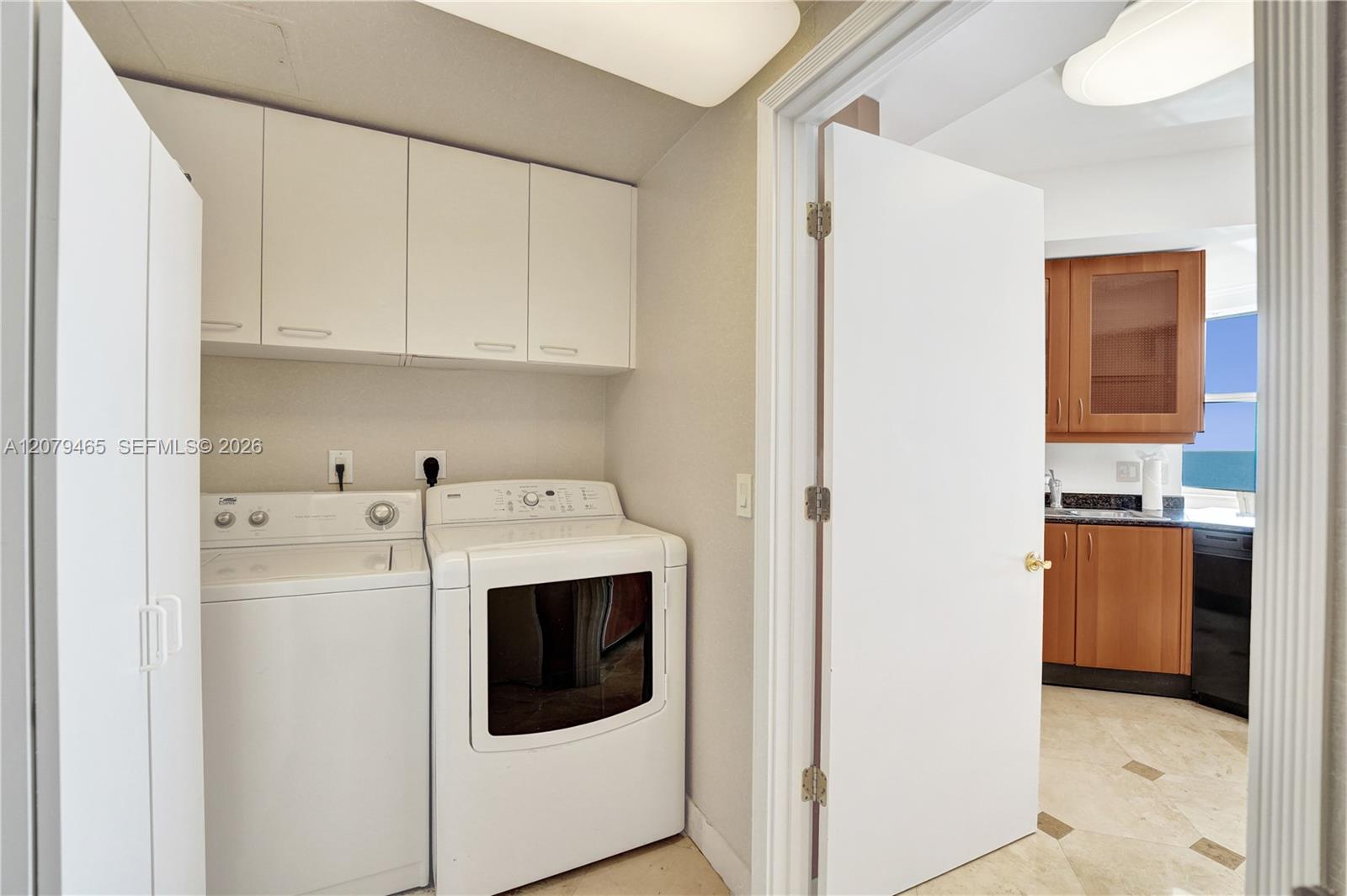 2100 N Ocean Boulevard 18b Property Photo 49