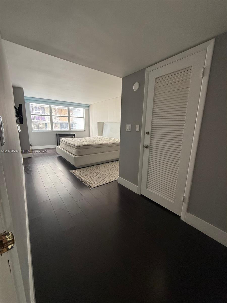 6039 Collins Avenue 1505 Property Photo 11