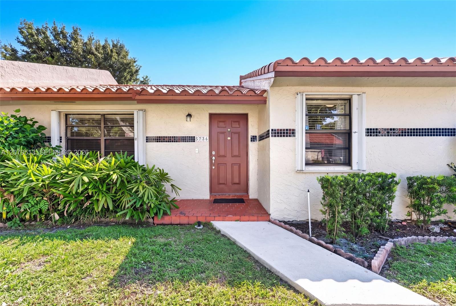 5736 SW 112th Terrace