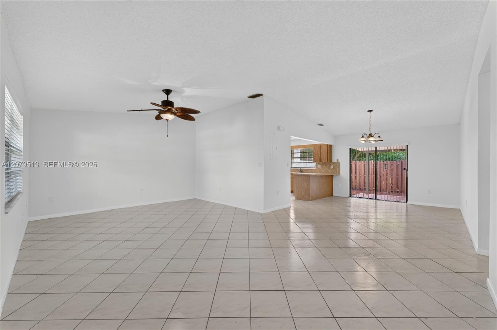 5736 Sw 112th Terrace Property Photo 4