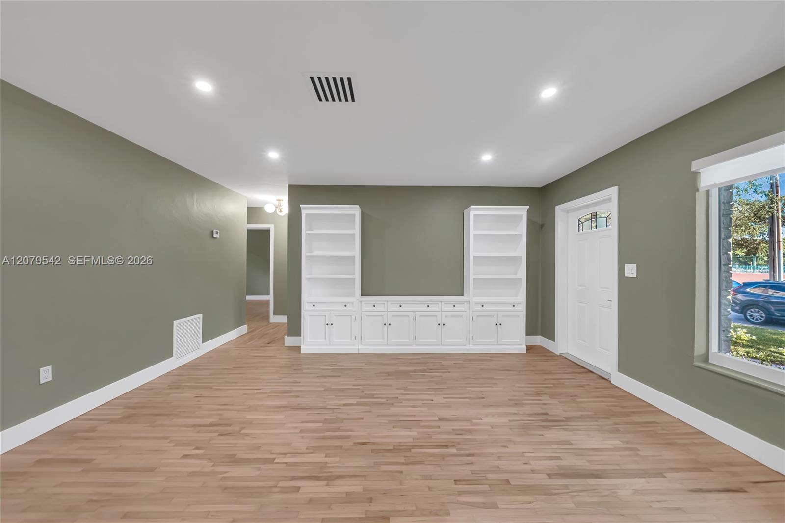 3145 Segovia Street - Property Photo 5