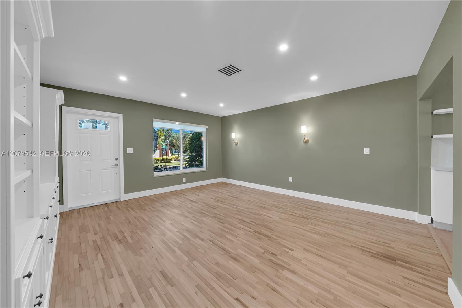 3145 Segovia Street - Property Photo 7