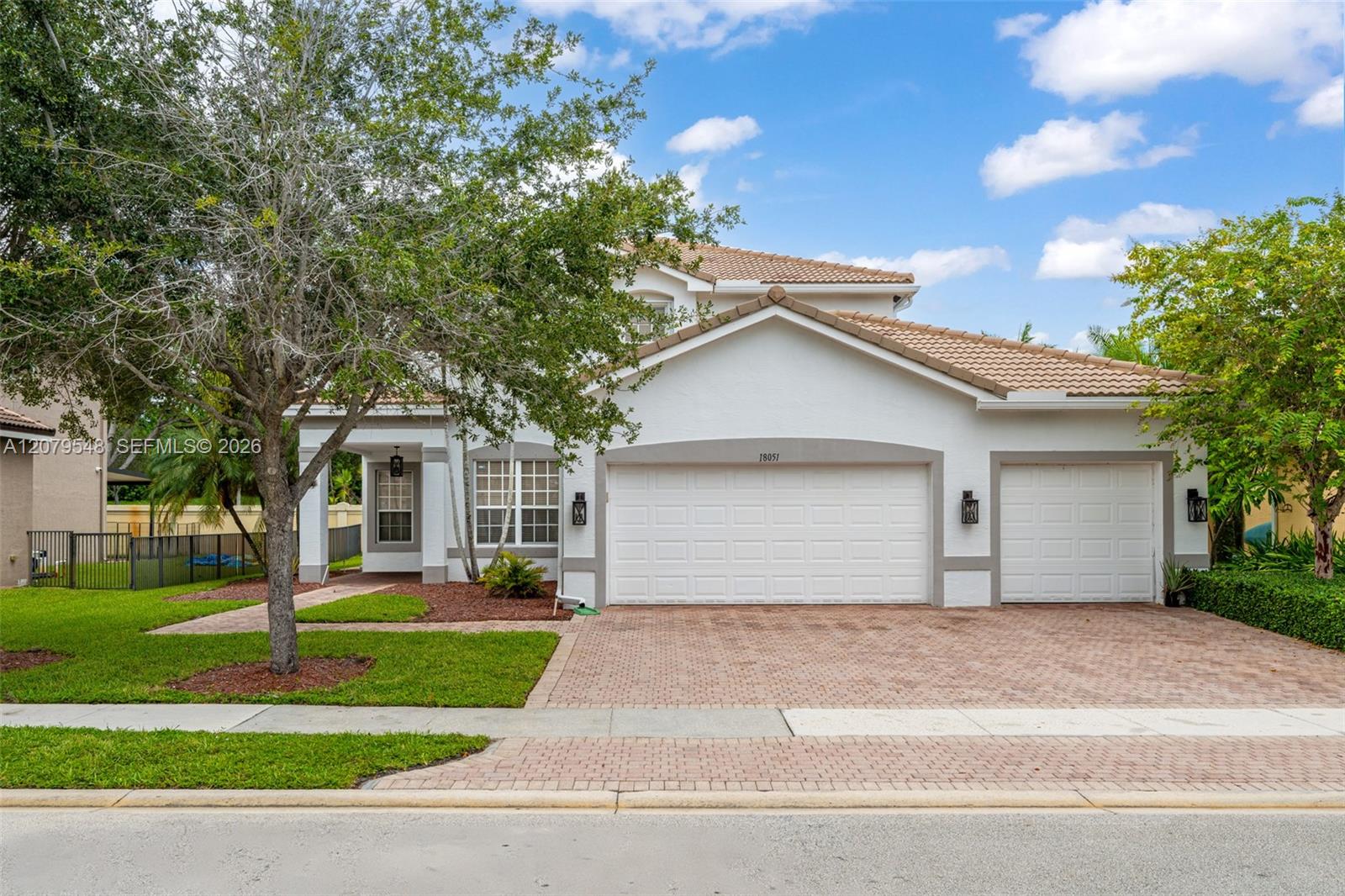 18051 Sw 41st Street Property Photo 1