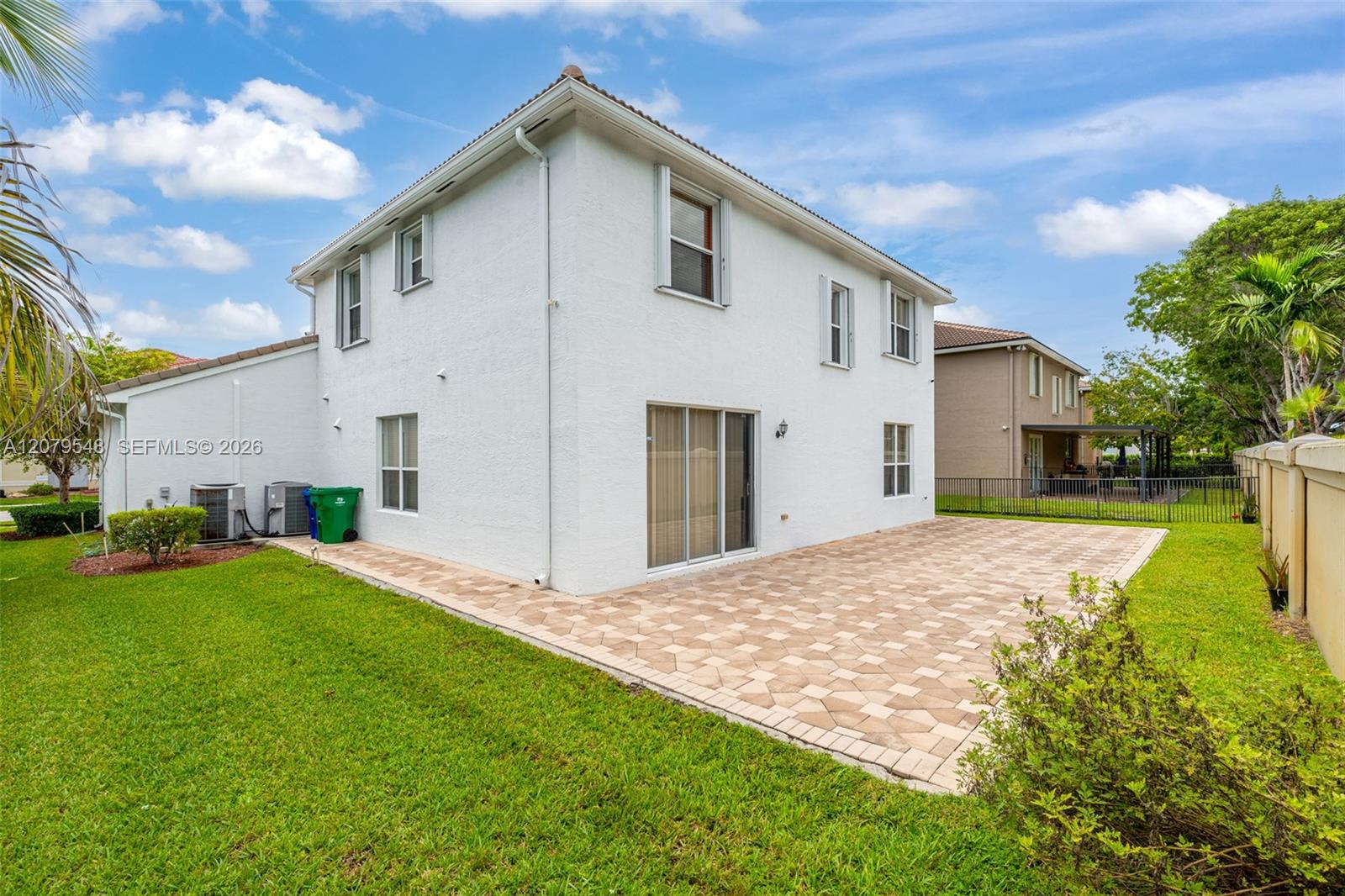 18051 Sw 41st Street Property Photo 5