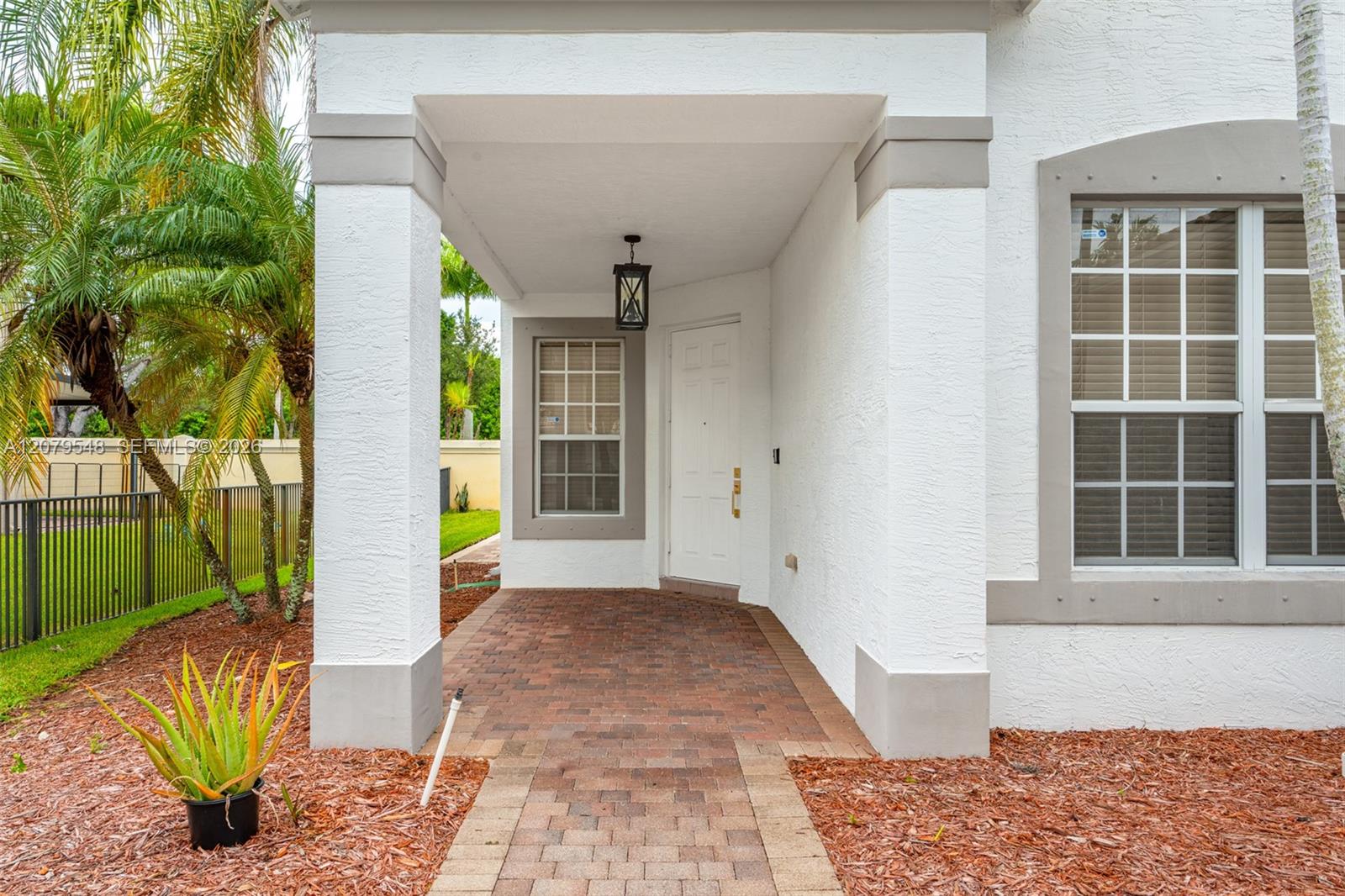 18051 Sw 41st Street Property Photo 7