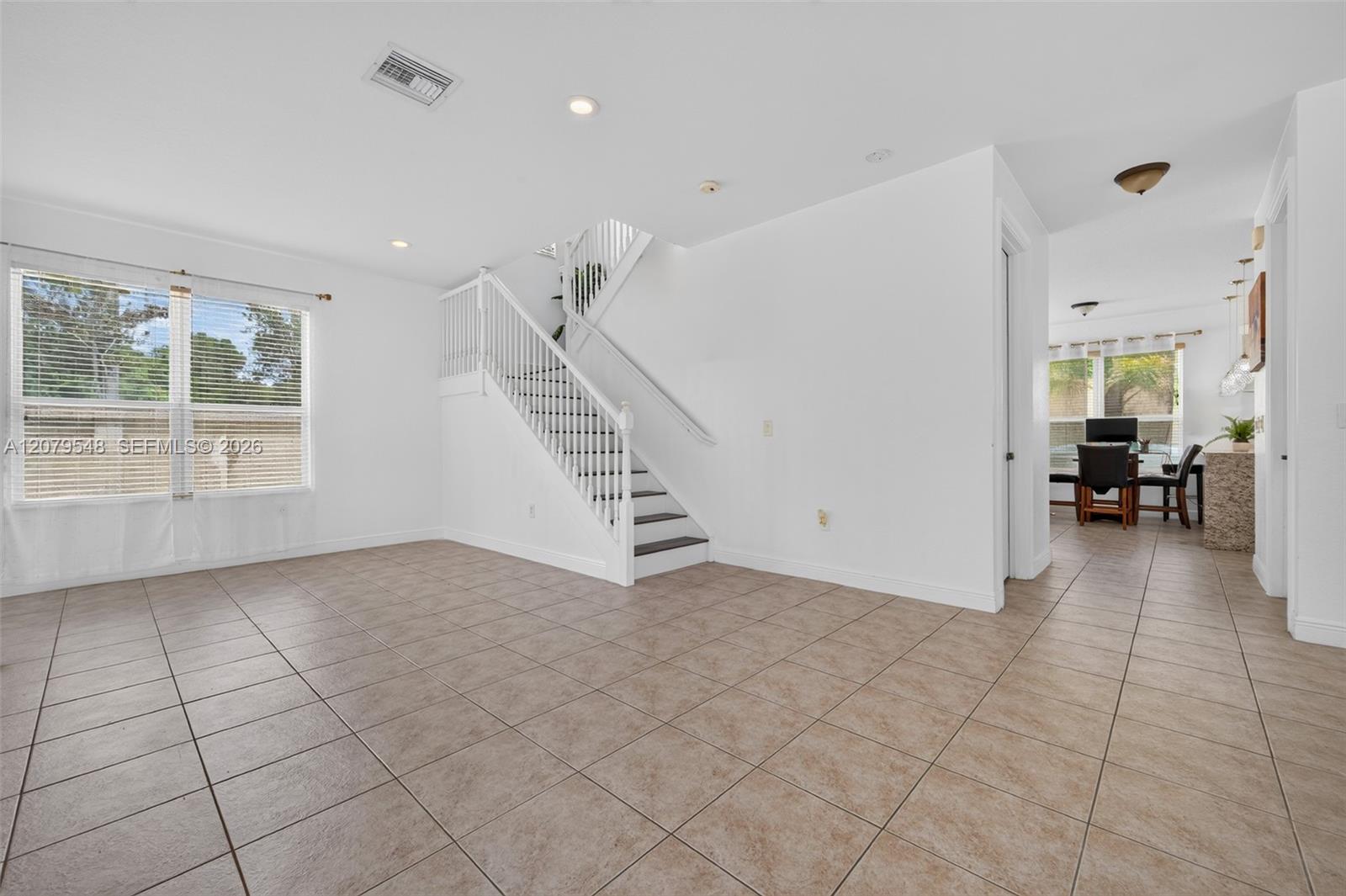 18051 Sw 41st Street Property Photo 8
