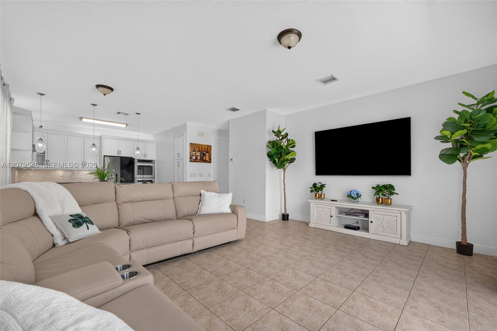 18051 Sw 41st Street Property Photo 13
