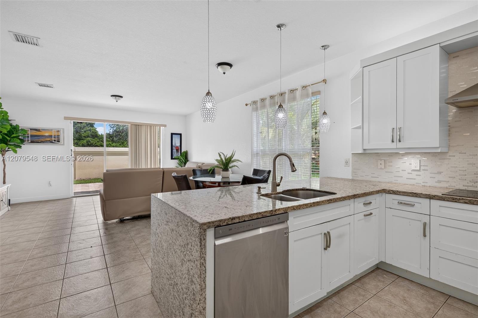 18051 Sw 41st Street Property Photo 19