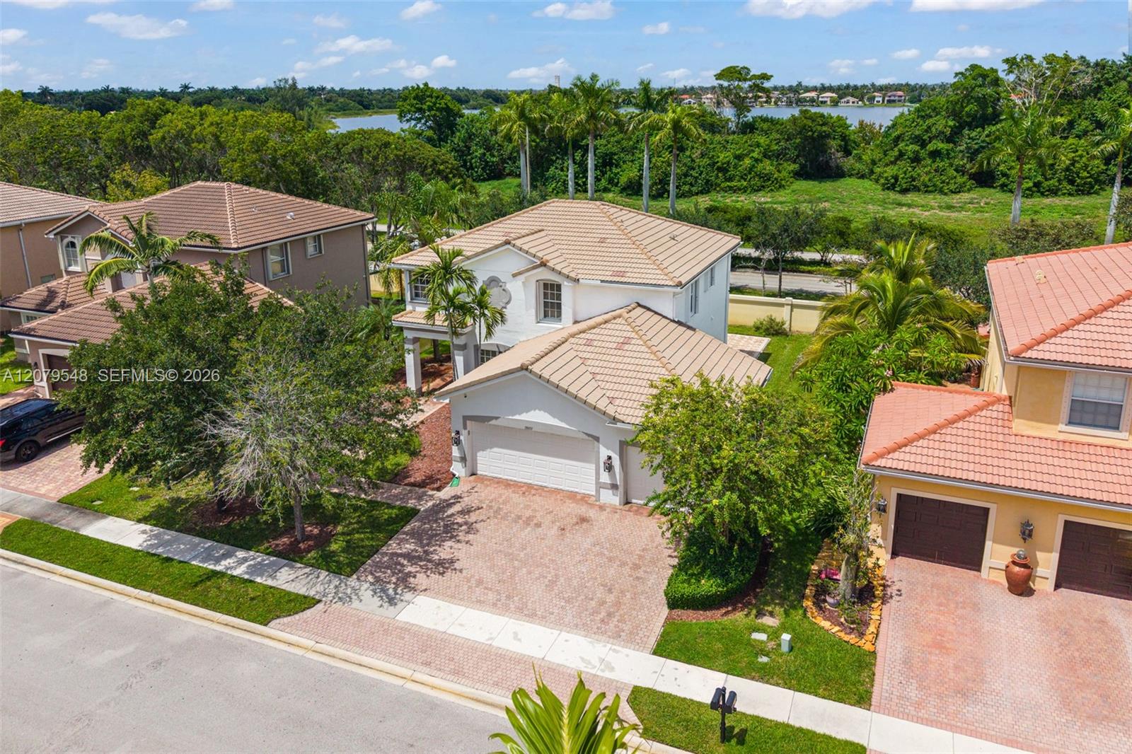 18051 Sw 41st Street Property Photo 31