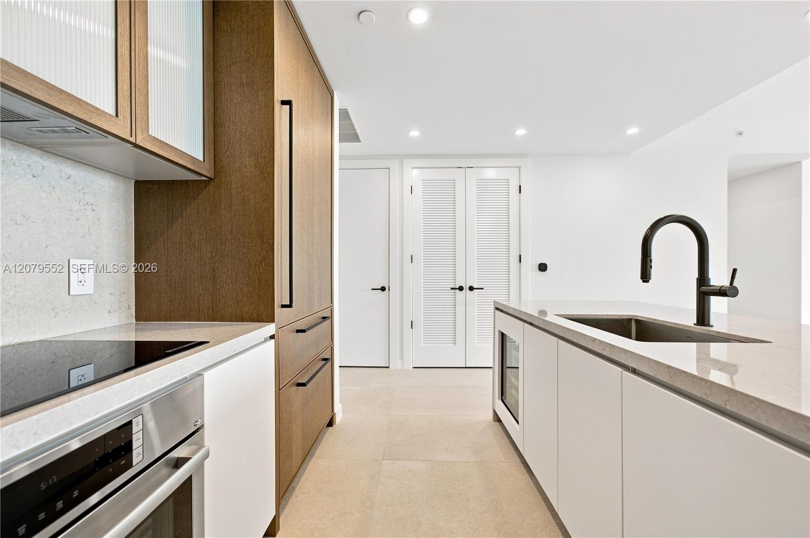 2200 Brickell Avenue 413 Property Photo 7