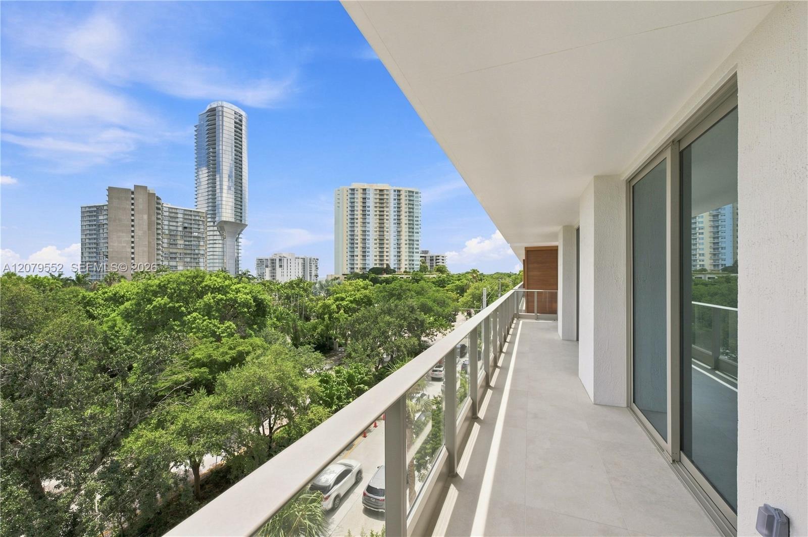 2200 Brickell Avenue 413 Property Photo 22
