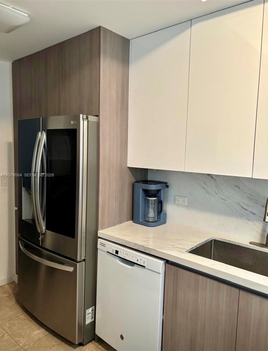 801 Brickell Key Boulevard 2110 Property Photo 5