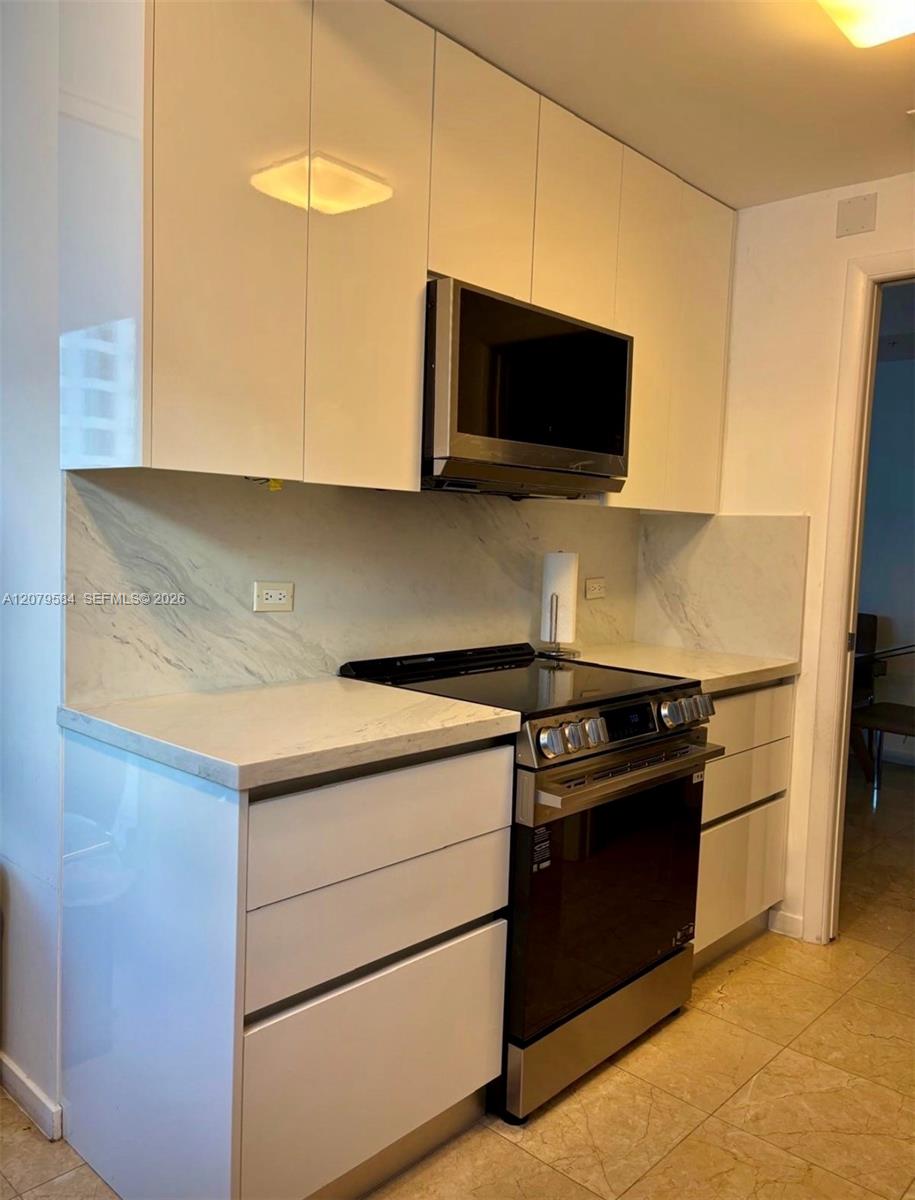 801 Brickell Key Boulevard 2110 Property Photo 8