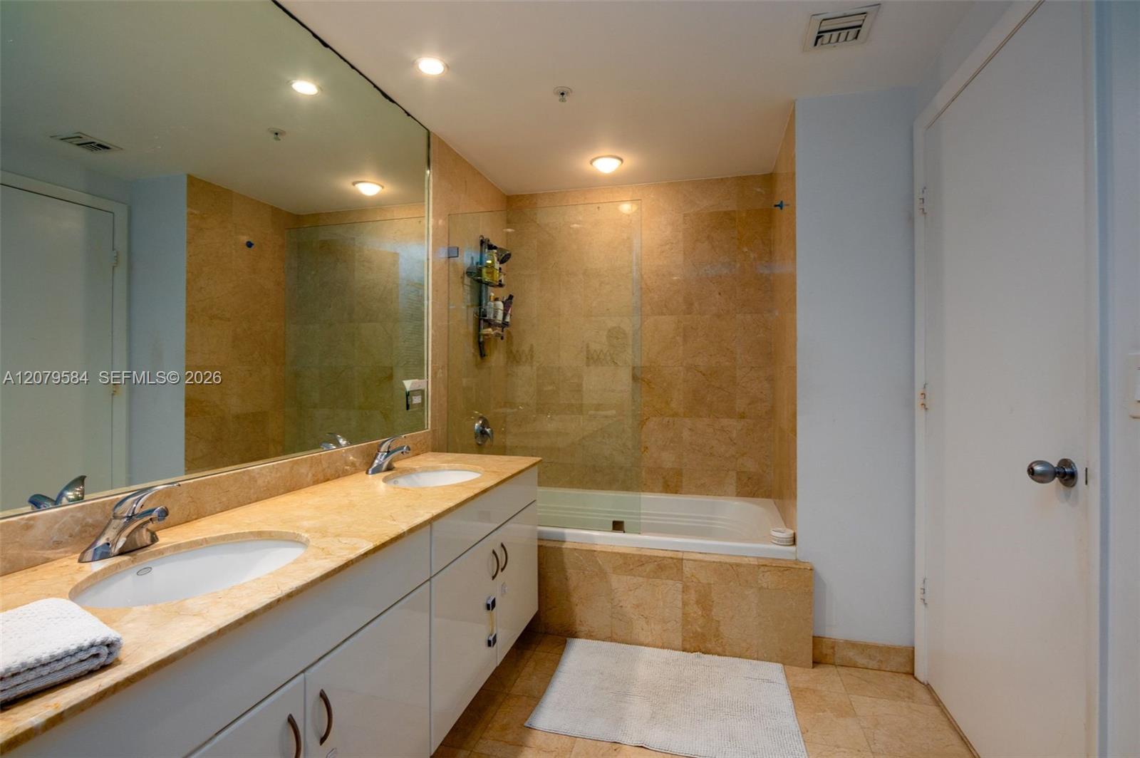 801 Brickell Key Boulevard 2110 Property Photo 21