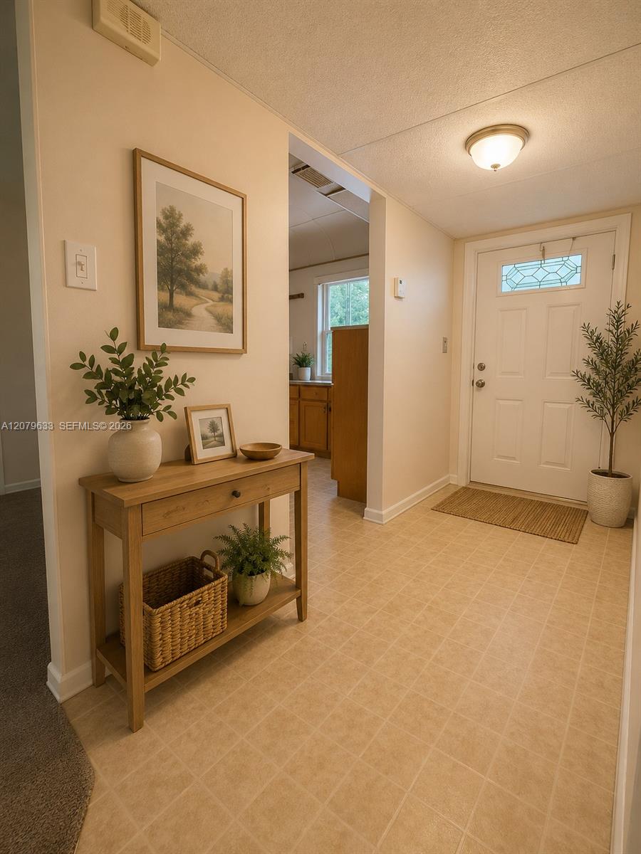 1035 Country Club Drive 408 Property Photo 3