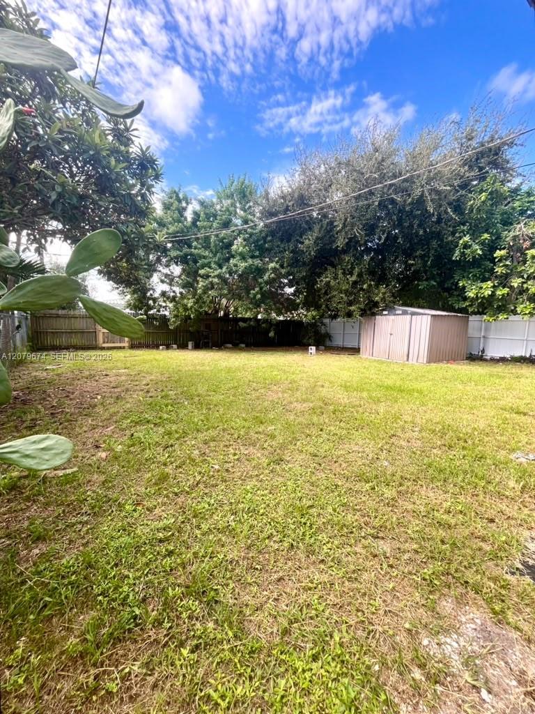 A12079674 Property Photo 11