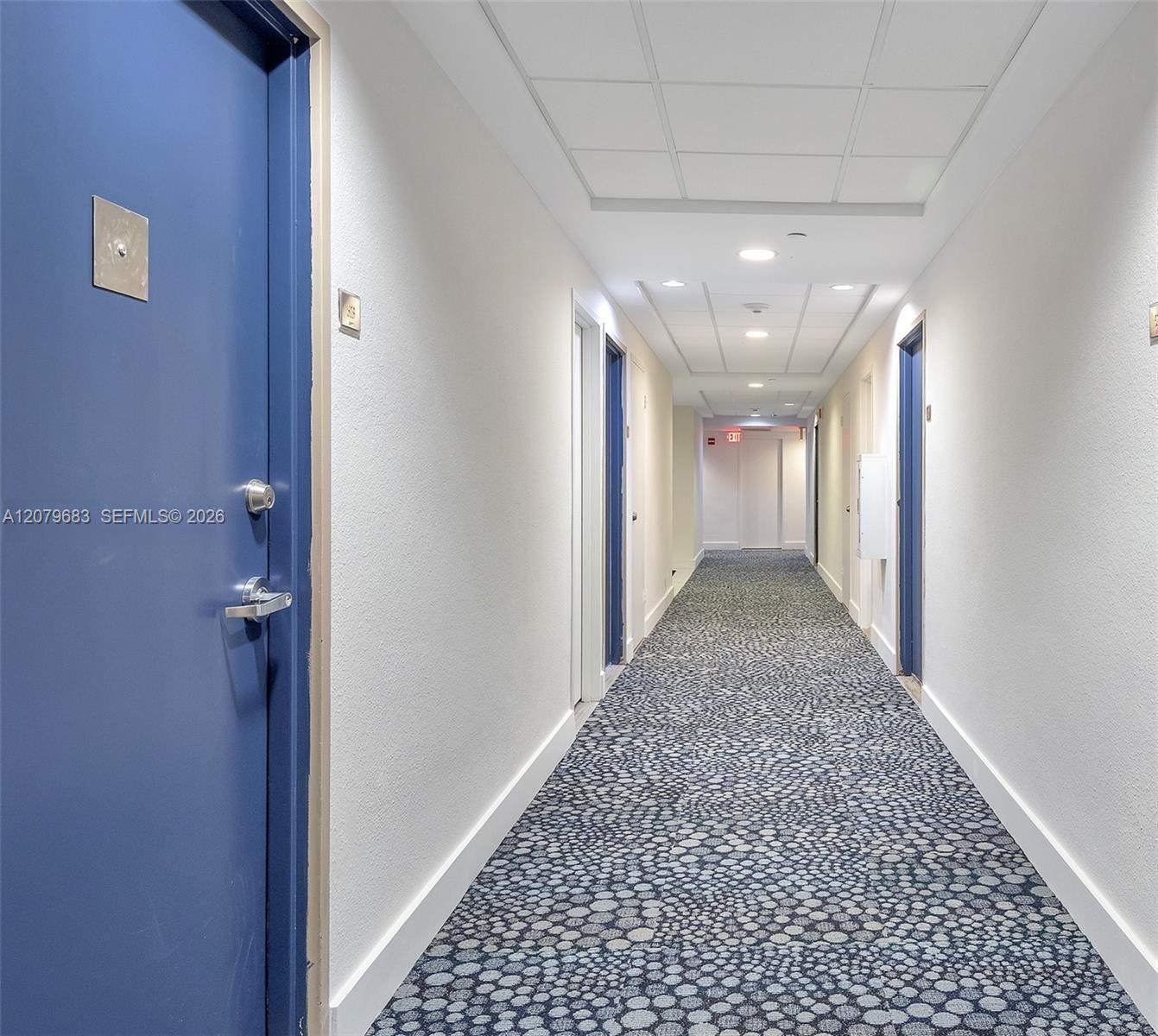 1000 West Avenue Ph27 Property Photo 17