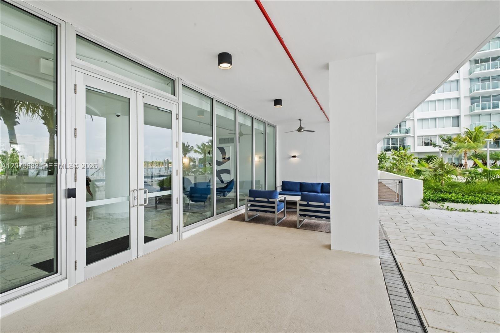 1000 West Avenue Ph27 Property Photo 25