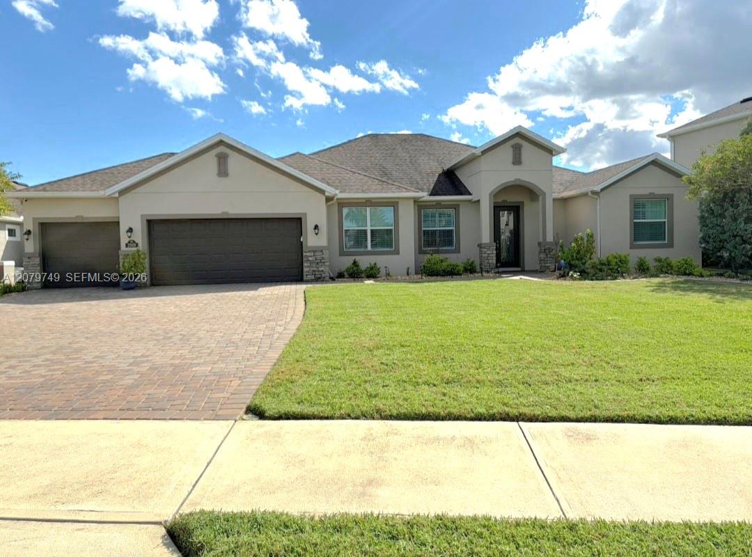 2919 Trasona Drive Property Photo 1