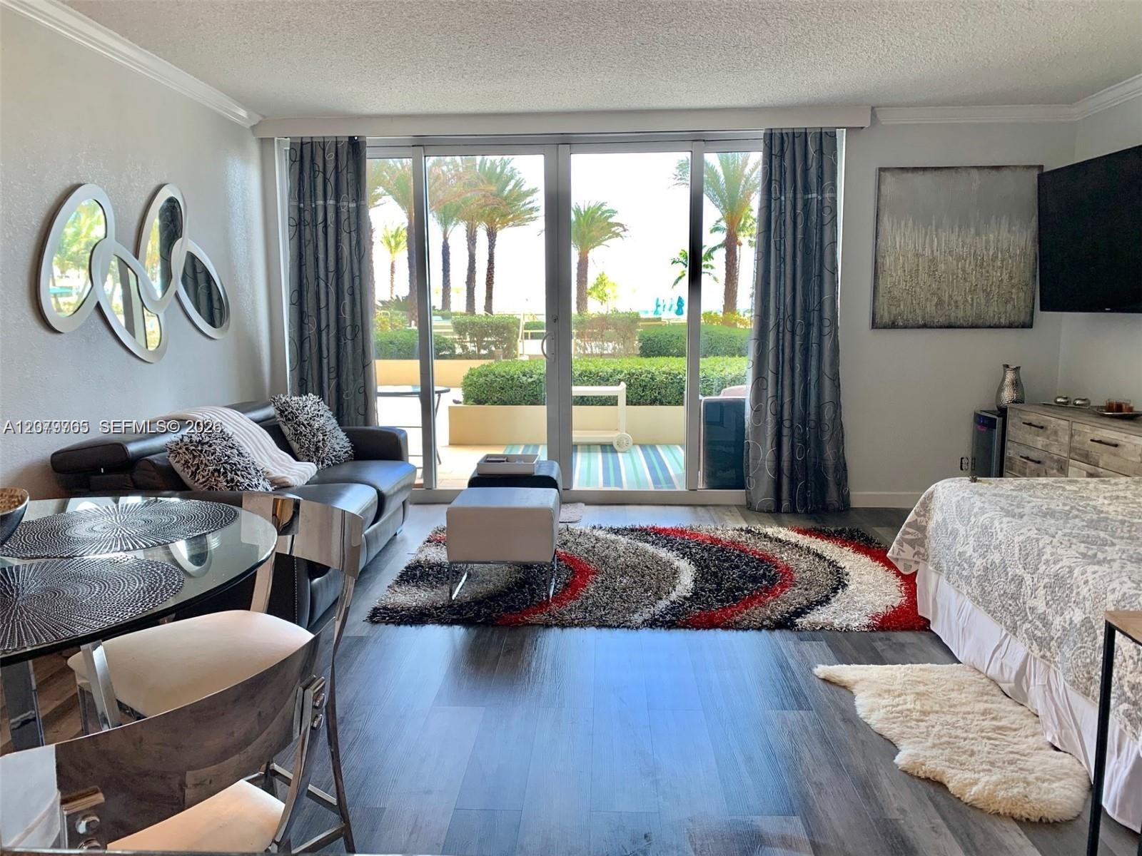 2501 S Ocean Drive L10 Property Photo 1