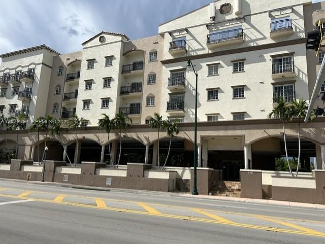 5271 SW 8th Street 313