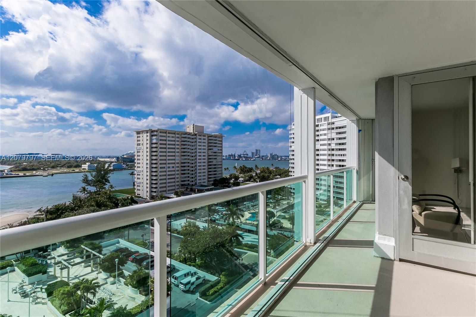 2100 S Ocean Lane 904 Property Photo 12