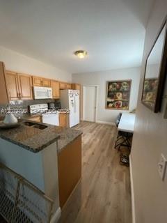 300 Sw 134th Way 405e Property Photo 22