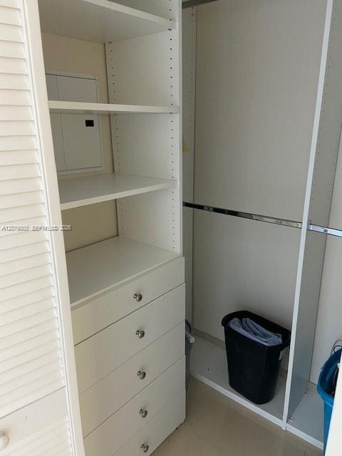 325 S Biscayne Boulevard 2914 Property Photo 11