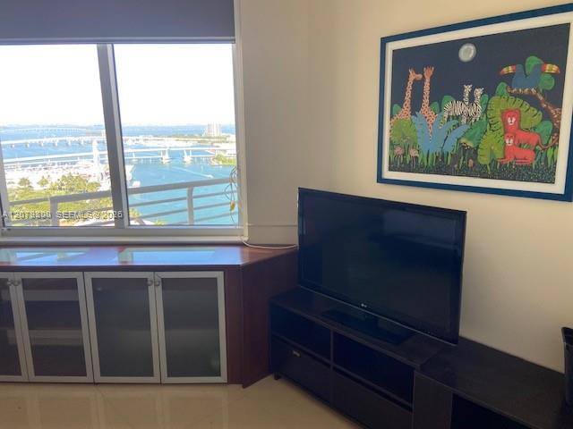325 S Biscayne Boulevard 2914 Property Photo 13