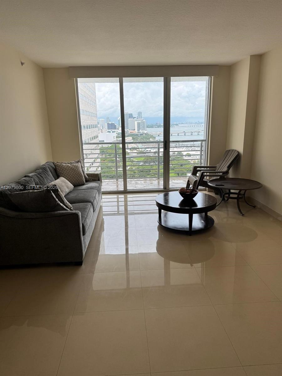 325 S Biscayne Boulevard 2914 Property Photo 32