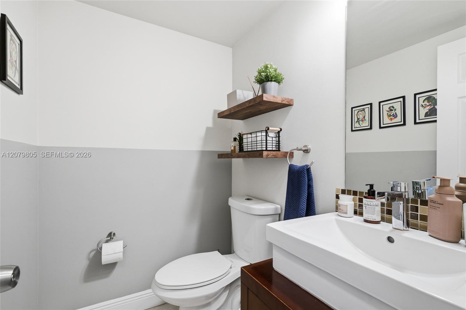 770 Ne 69th Street 2b Property Photo 15