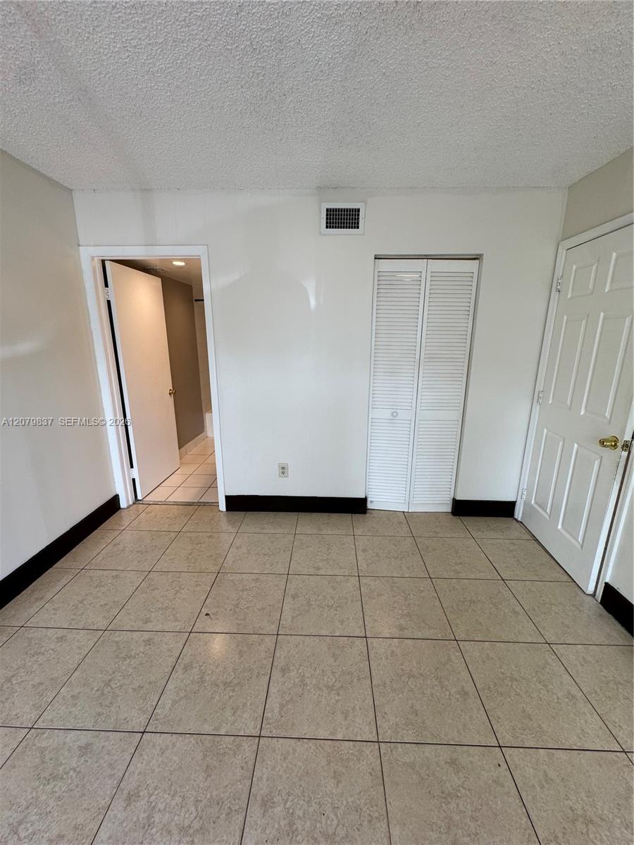18224 Mediterranean Boulevard 2-17 Property Photo 10