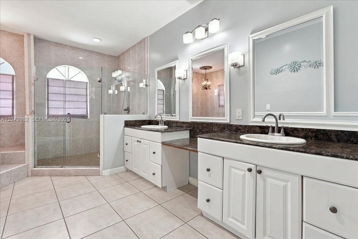 A12079862 Property Photo 17