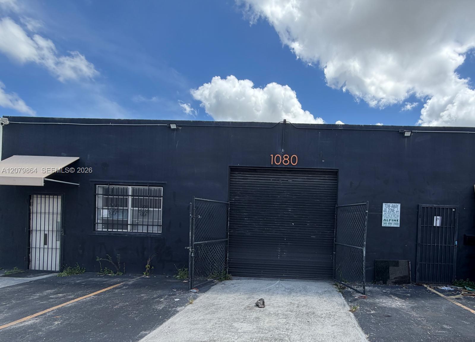1080 E 24th Street Property Photo 1