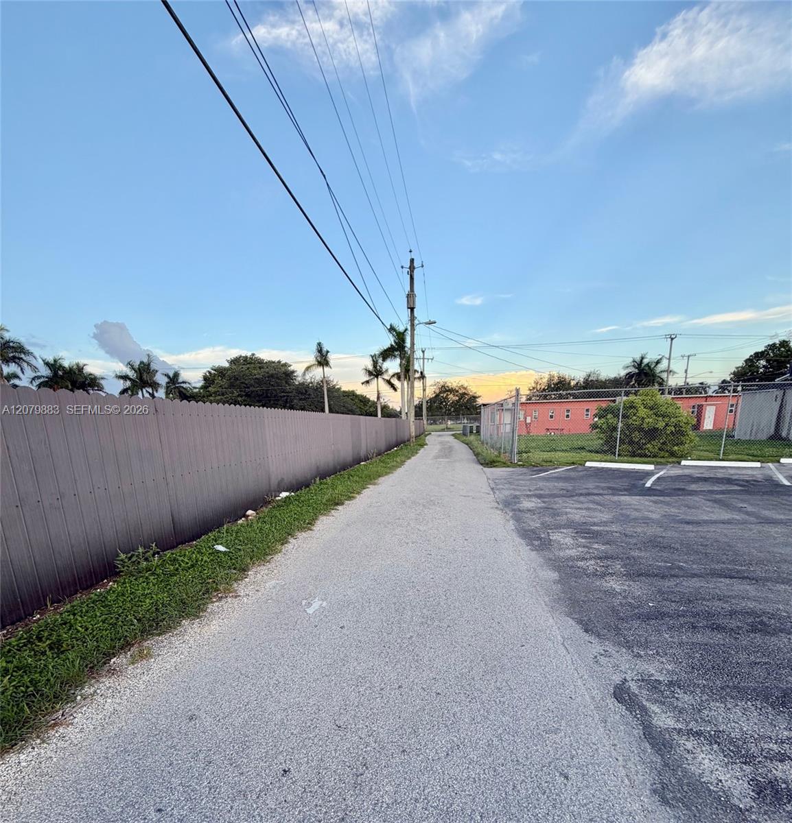 54 Nw 8th Street Property Photo 4