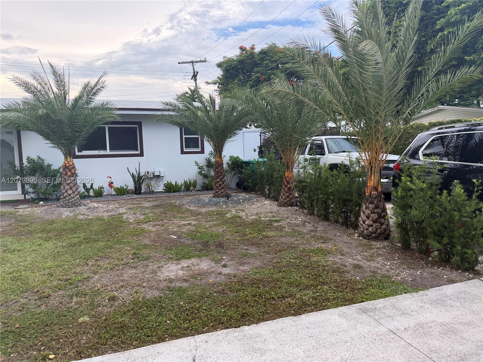 10411 Sw 51st Street Property Photo 3