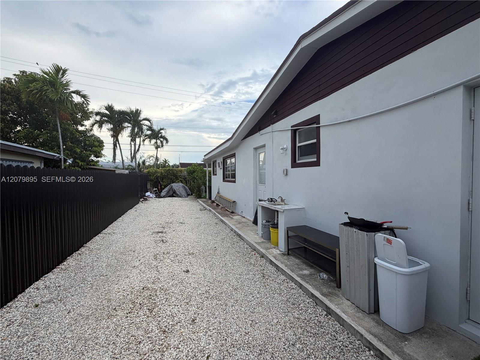 10411 Sw 51st Street Property Photo 62