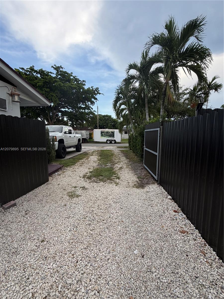 10411 Sw 51st Street Property Photo 74