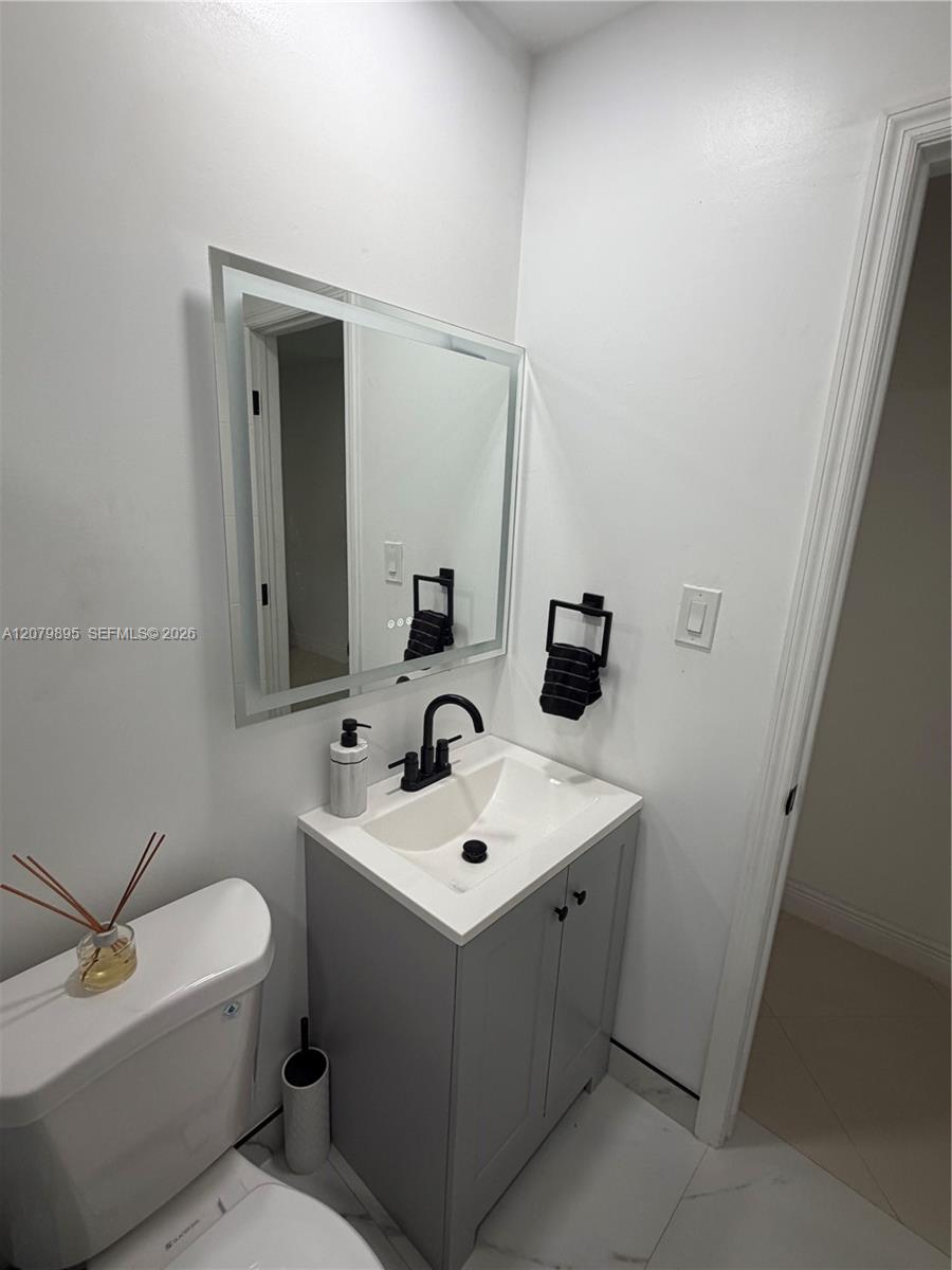 10411 Sw 51st Street Property Photo 82