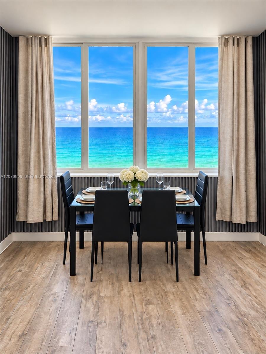 19201 Collins Avenue 748 Property Photo 1