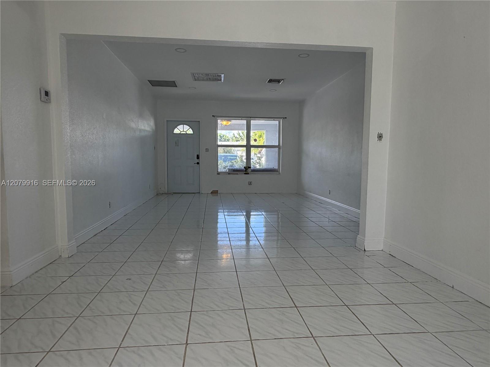 2446 Johnson Street Property Photo 6