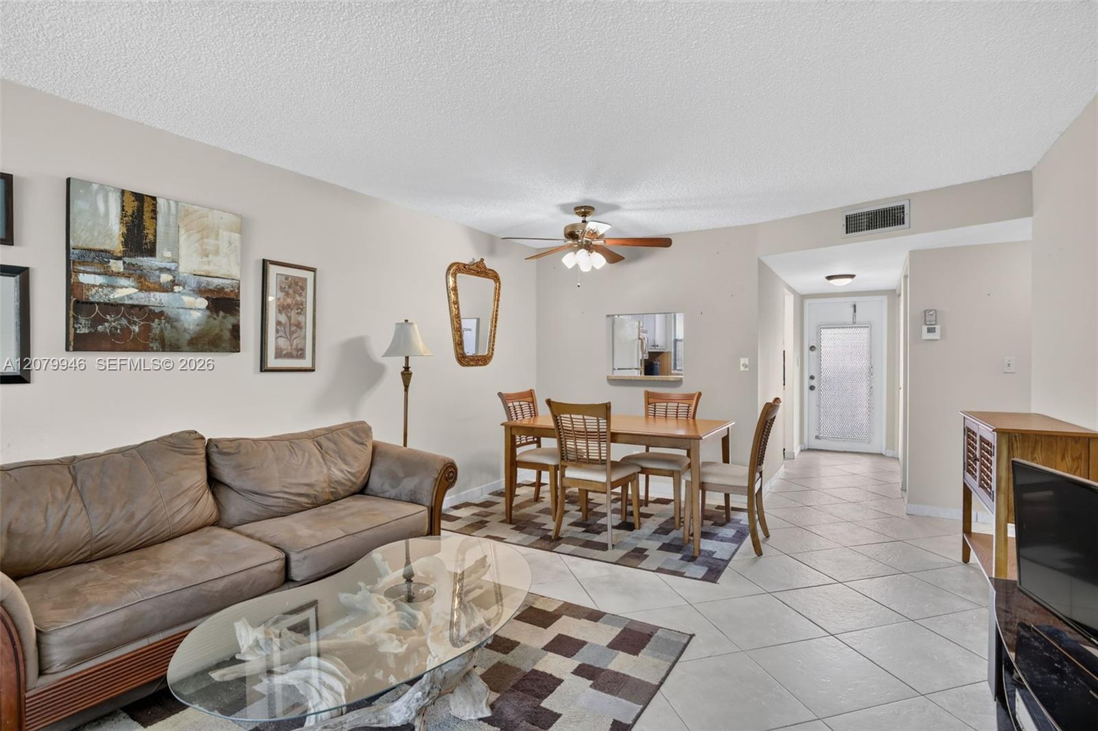 9261 Sunrise Lakes Boulevard 203 Property Photo 12